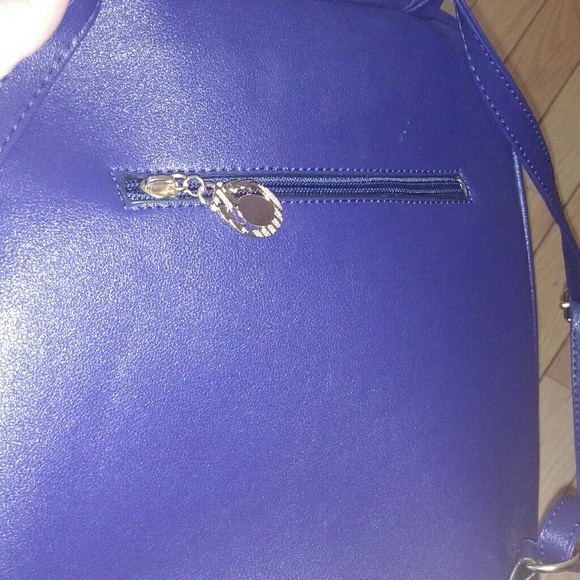 Backpack - Picture 3 of 5